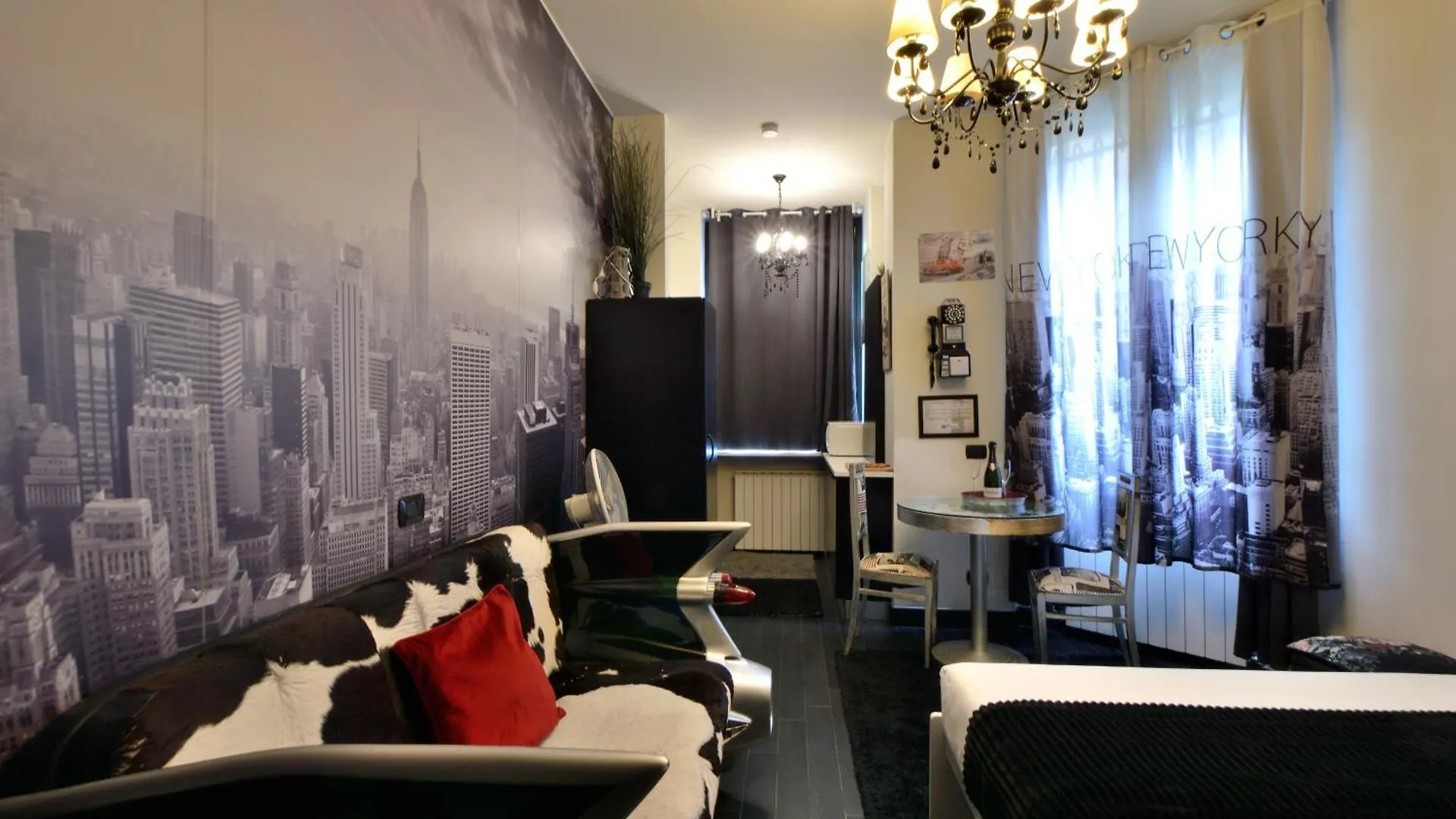 Apartment Stupendo Appartamento Di Design A Tema America- Potente Wi-Fi Ottimo Il Collegamento Con Aeroporto Di Malpensa E Rho Fiera, Vicino Alla Metro Milan